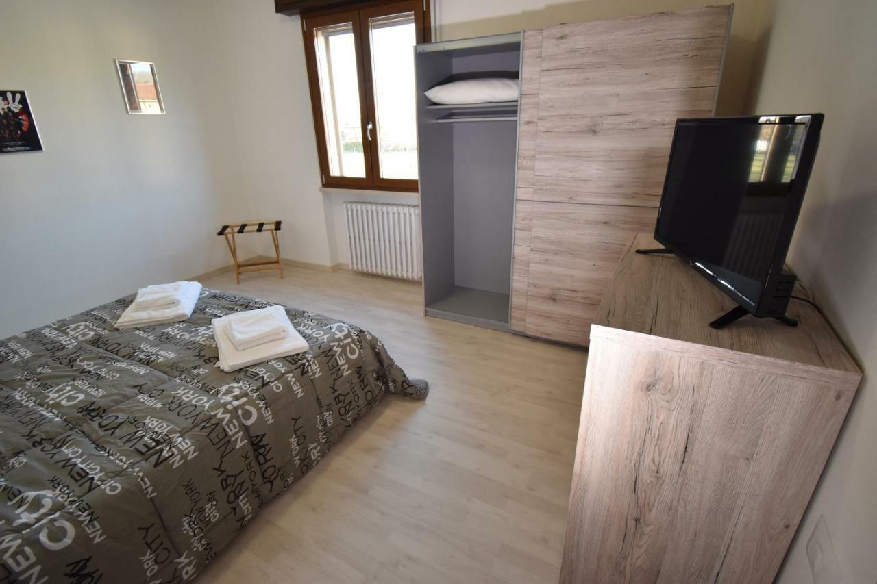 Mem House - Tra Il Lago Di Garda E Verona Castelnuovo del Garda Exterior foto