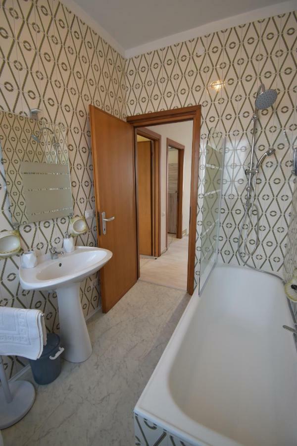 Mem House - Tra Il Lago Di Garda E Verona Castelnuovo del Garda Exterior foto